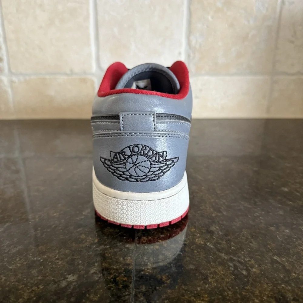 Nike Air Jordan 1 Retro Low 